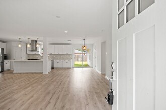 4106 Gardendale Dr in Houston, TX - Building Photo - Building Photo