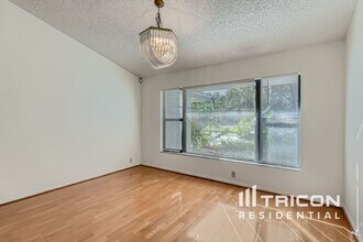 16147 Vanderbilt Dr in Odessa, FL - Building Photo - Building Photo