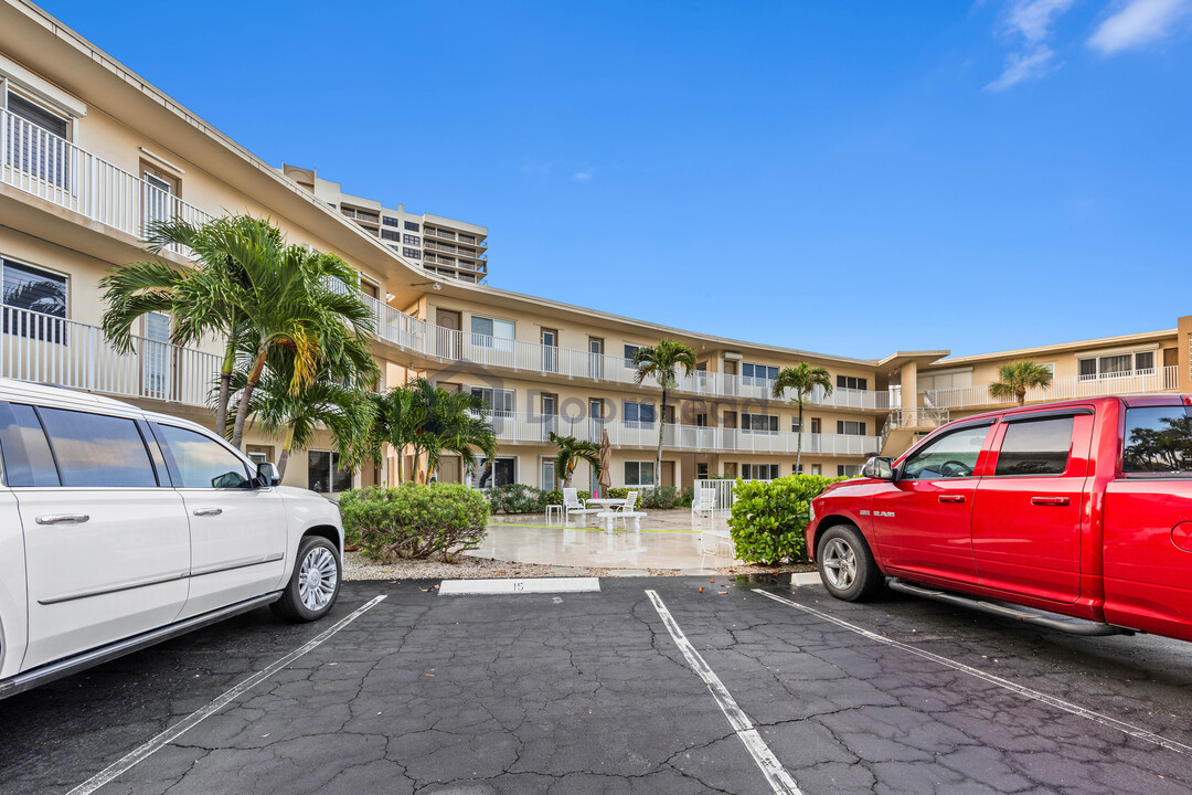 3600 N Ocean Dr, Unit Apt 307 in Riviera Beach, FL - Building Photo