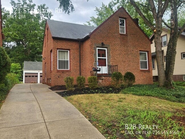 property at 2021 Staunton Rd