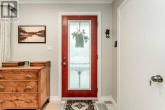 9 Harras Ave in Tiny, ON - Building Photo - Building Photo