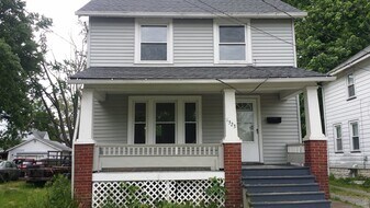 1323 W 6th St in Lorain, OH - Building Photo