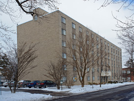 Fairmount Hills Apartments