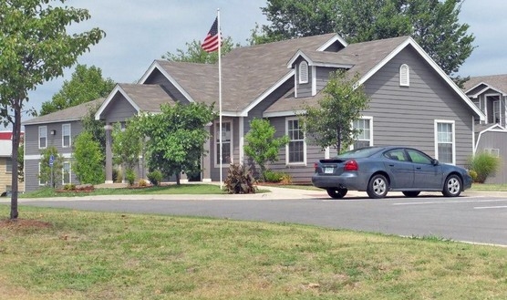 Gardens at Lawton Pointe in Lawton, OK - Building Photo