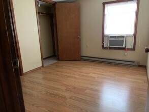 2485 Meadville Ln in Carbondale, IL - Building Photo - Building Photo