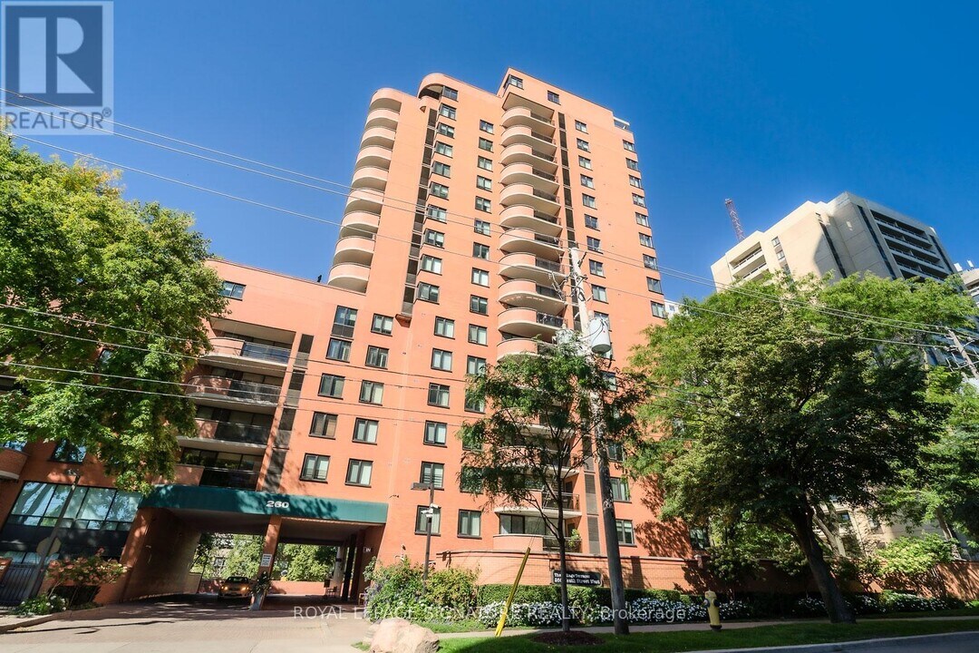 260 Heath St W in Toronto, ON - Building Photo