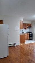 1001 5th Ave in New Hyde Park, NY - Building Photo - Building Photo