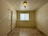 587 Woodward Ave photo'