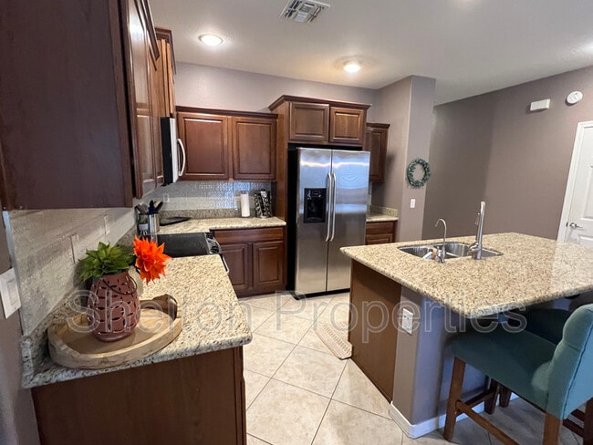 29128 N 22nd Ave in Phoenix, AZ - Building Photo - Building Photo