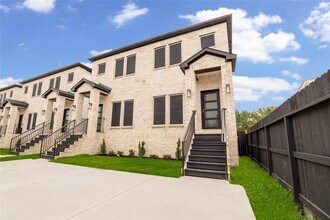 3708 Easy St in Houston, TX - Foto de edificio - Building Photo