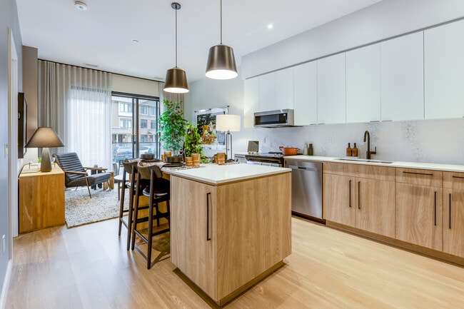 Camby - 140 & 150 Hollywood Court