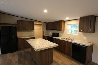 3091 Shannon Rd in Blackstock, SC - Building Photo - Building Photo