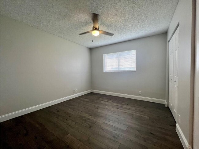 22750 Pickerel Cir in Boca Raton, FL - Building Photo - Building Photo