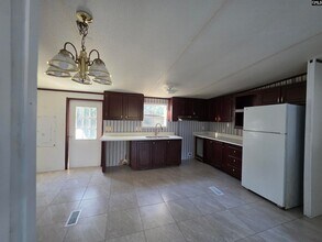 135 Buckeye Ct in Vance, SC - Foto de edificio - Building Photo