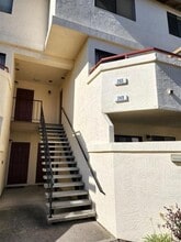 5075 Valley Crest Dr in Concord, CA - Building Photo - Building Photo