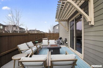 20748 Boulderfield Ave in Bend, OR - Foto de edificio - Building Photo