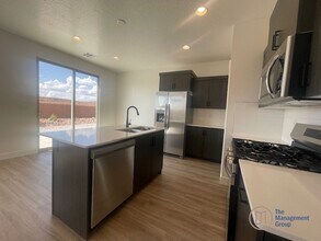 4171 Elrond Ln in Saint George, UT - Building Photo - Building Photo