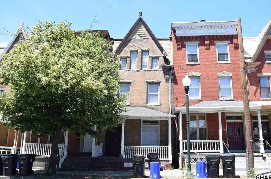 1164 Mulberry St in Harrisburg, PA - Building Photo