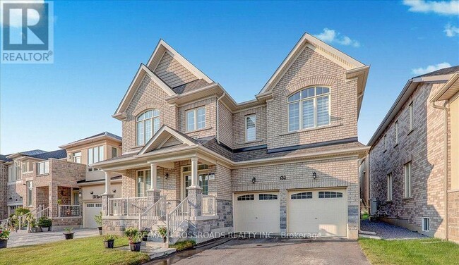 132 Ben Sinclair Ave in East Gwillimbury, ON - Building Photo - Building Photo