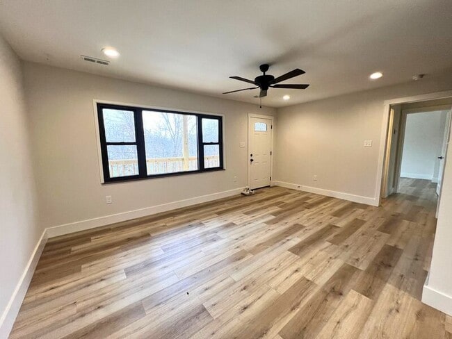 9905 Coward Mill Rd in Knoxville, TN - Building Photo - Building Photo