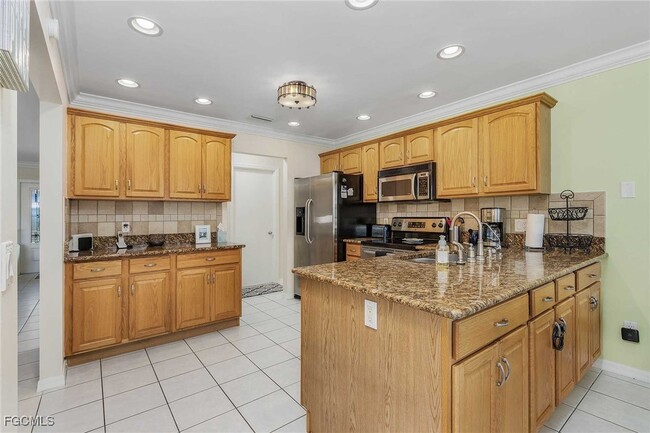 property at 201 SE 28th Terrace