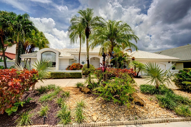 property at 10252 Shireoaks Ln