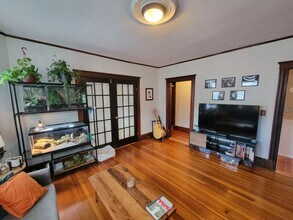 24 Forest Hills St in Boston, MA - Building Photo - Building Photo