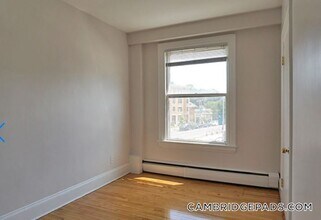 1800 Massachusetts Ave, Unit 22 in Cambridge, MA - Building Photo - Building Photo