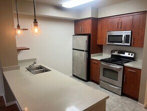 131 Lighthouse Avenue - Monterey in Monterey, CA - Building Photo - Building Photo