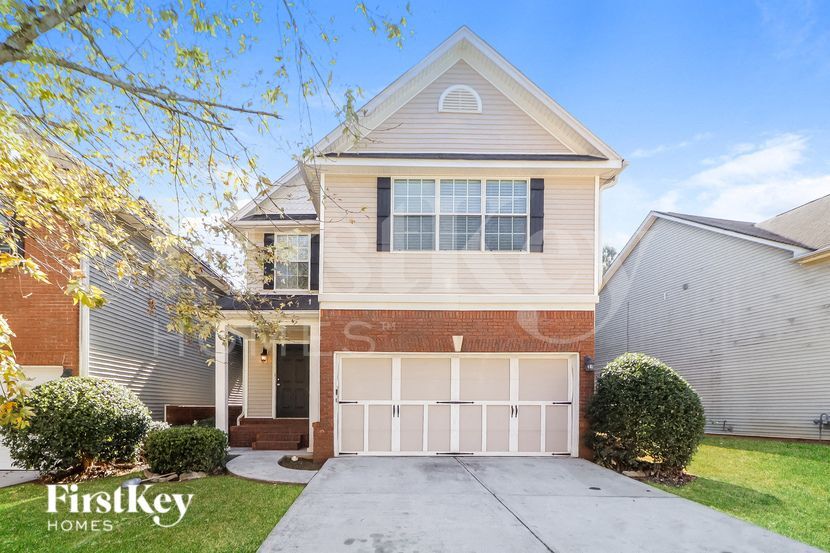 736 Shadow Lake Dr in Lithonia, GA - Foto de edificio