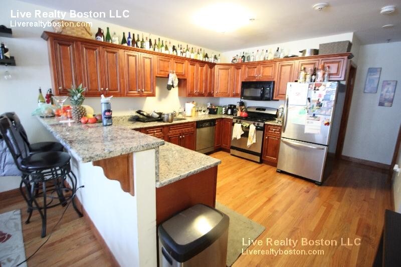 104 Allston St in Boston, MA - Building Photo