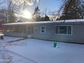 107 Patten Mills Rd in Queensbury, NY - Building Photo