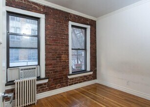 410 E 13th St, Unit 2D in New York, NY - Building Photo - Building Photo