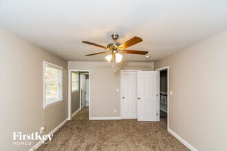 701 Whitby Ct in Durham, NC - Building Photo - Building Photo