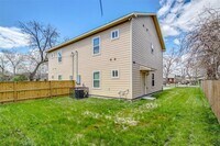 2402 Spence St photo'