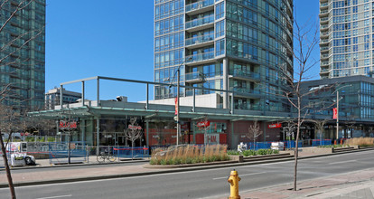 Harbourview Estates in Toronto, ON - Building Photo - Building Photo