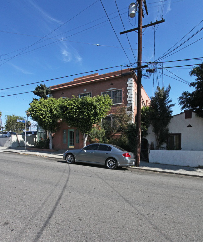 1326 Virgil Pl in Los Angeles, CA - Building Photo - Building Photo