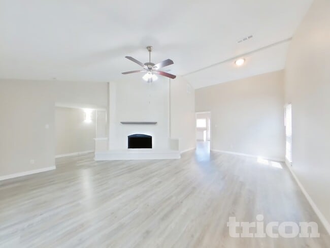 496 Justice Dr in Cedar Hill, TX - Building Photo - Building Photo