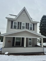 2723 S 10th Ave in Altoona, PA - Building Photo