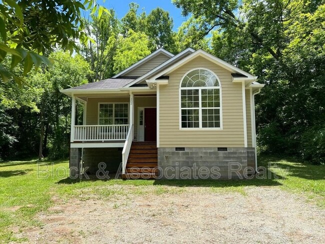 property at 302 Edward Ct