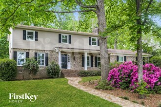 6404 Pencade Ln in Charlotte, NC - Building Photo - Building Photo