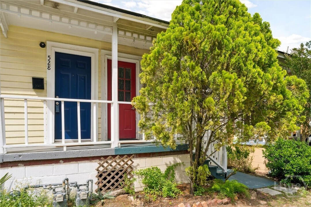 530 E Gordon Ln in Savannah, GA - Building Photo