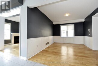 486 Thompson St in Woodstock, ON - Building Photo - Building Photo