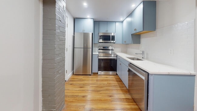 property at 544 Whitney Ave