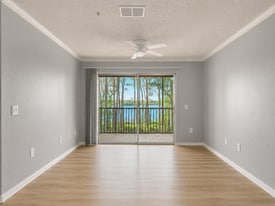 4240 Summer Landing Dr, Unit 4240 Summer Landing Dr, apt 205 in Lakeland, FL - Building Photo