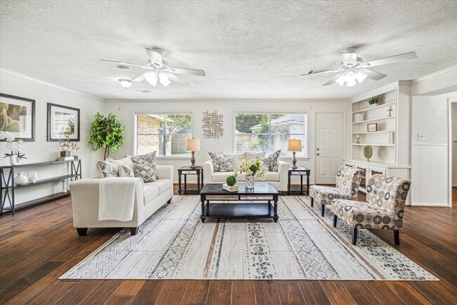 5939 Rutherglenn Dr in Houston, TX - Building Photo - Building Photo