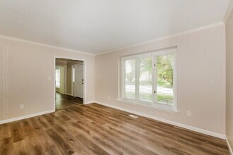 100 Abbey Rd in Noblesville, IN - Foto de edificio - Building Photo