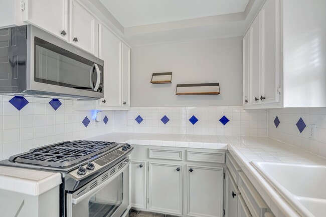 1004 Lawrence St in Houston, TX - Building Photo - Building Photo