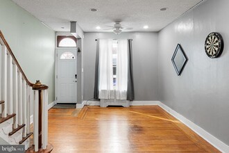 817 Winton St in Philadelphia, PA - Building Photo - Building Photo