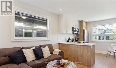 464 Maybank Ave in Toronto, ON - Building Photo - Building Photo